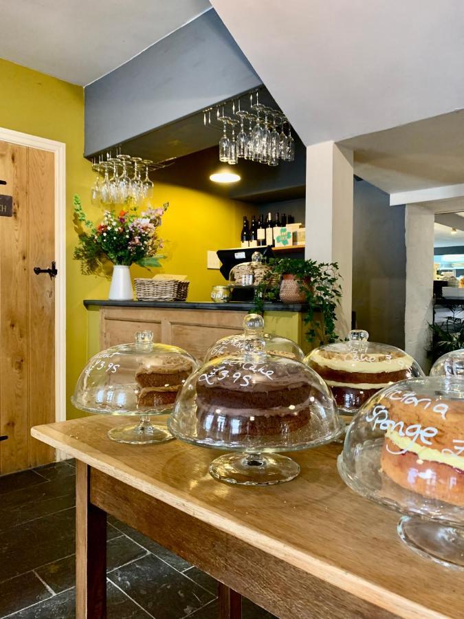 Blas At Fronlas Cafe - The Heart Of Newport Newport (Pembrokeshire) Exterior foto