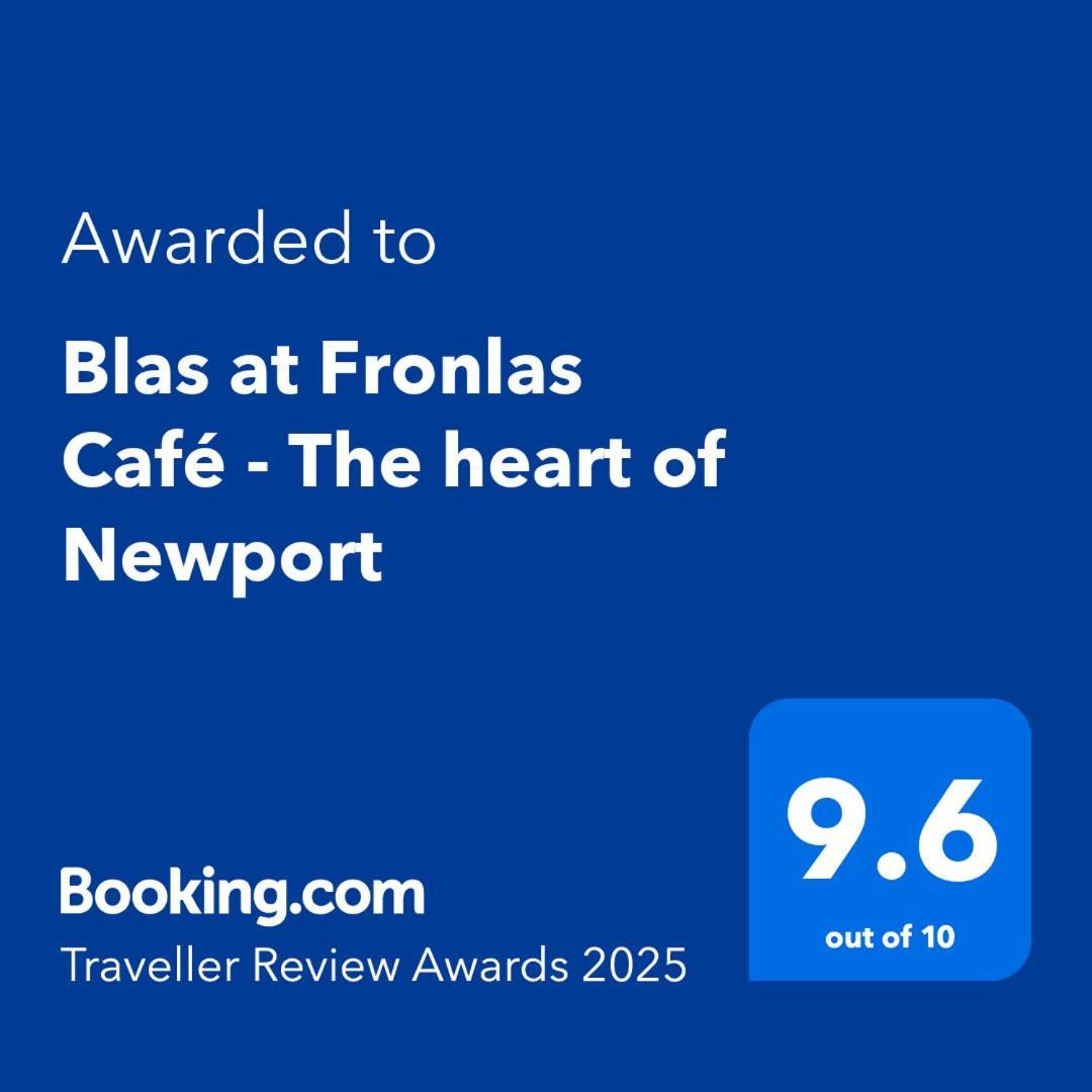 Blas At Fronlas Cafe - The Heart Of Newport Newport (Pembrokeshire) Exterior foto